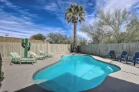 Boho-off-Broadway, fun and chic family home! - Private Pool