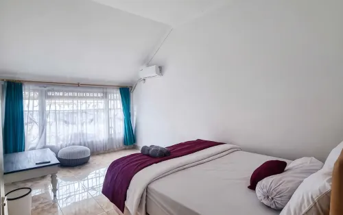 Villa Pesona Merapi Dengan 4 Bedroom - Resorts