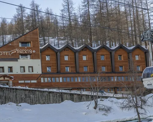 Hotel Petit Palais Hotels in Valtournenche