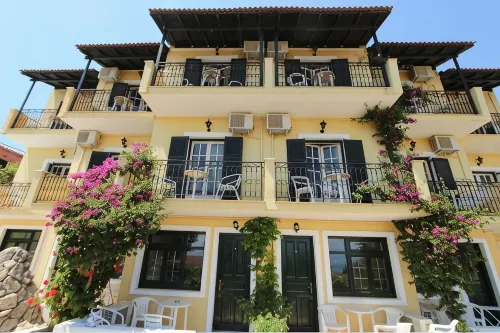 Avra Paradise Aparthotel