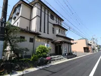 Business Ryokan Iroha - parking