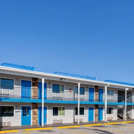 Motel 6 Branson, MO