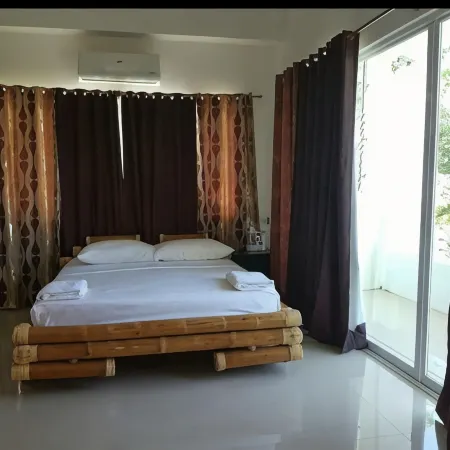 HangOut Beach & Resort