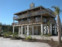 Best Deal on the Cape.  200 Steps to the Beach, Not A 6 Min Drive.  Pets OK. - 2-Star