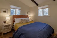 Cozy Cottage in Locust Lake w/ Seasonal Lake Views - Maalaistalo