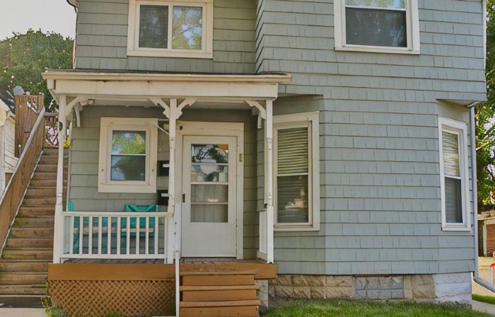 Family-Friendly Lakewood Home 4BR, Full Kitchen & Yard!
