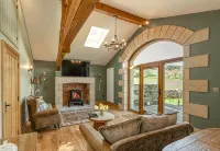 Green Grove Country House