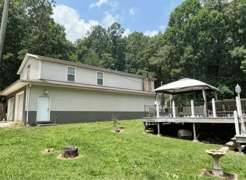 Barndominium getaway oasis! Close to Chattanooga shopping restaurants and Water! - Homestays