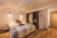 Urban loft with private garden - hyper center