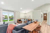 The Respite: Spacious beautiful new build, sleeps 8-10. 7 minutes from Hershey.
