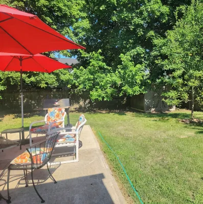 Spotless Geneva Home!  Minutes to Wineries, Spires, Downtown, & the Strip!