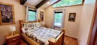 Cozy Cabin with Firepit, Central A/C - Chalets