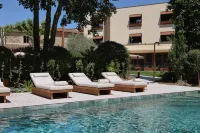 Hotel & Restaurants - Maison Chabran - Pool