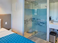 mi-pad Queenstown Hotel berhampiran Patung Moa