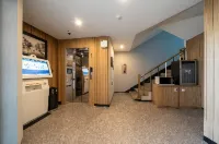 Sacheon Hotel 104 - Motels