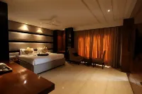 Hotel Baris Haridwar - Pools
