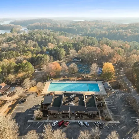 Zoka - A Luxe Modern Cabin Near Clemson w/ Hot Tub - Lake Hartwell