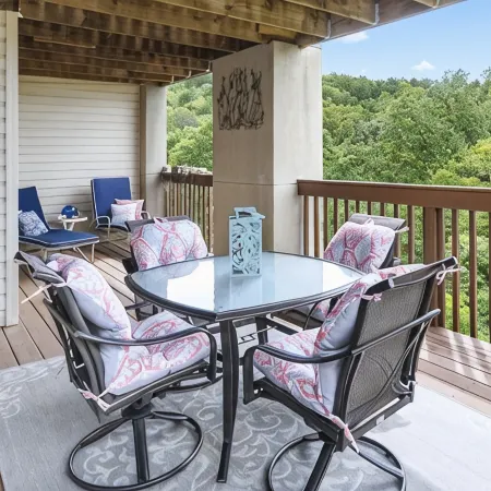 The Cove Walk-in 2BR 2Bath Condo on Table Rock Lake by Silver Dollar City
