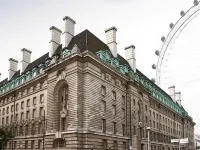 Premier Inn London County Hall Hotels near مغامرات شريك