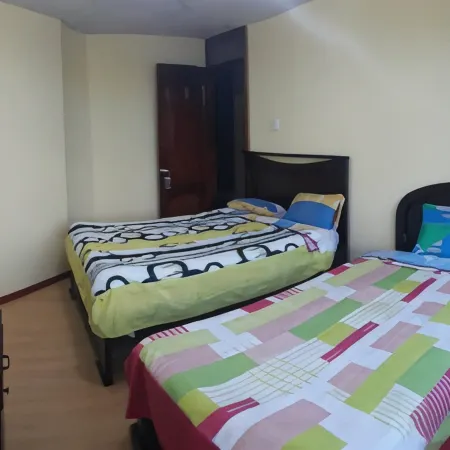 J&E Hotel