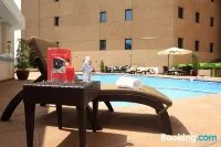 Holiday Inn RIYADH - OLAYA by IHG - Pools