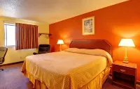Econo lodge - parking