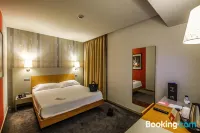 Stay Hotel Guimarães Centro - parking