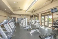 Lovely 3BR ranch home in Maricopa resort community w/ pools, courts, fitness ctr