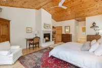 Luxe lodge-Sleeps 12-Close to Resort-Amenity Access - 4-Star