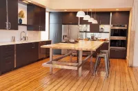 Artist's Loft steps from UPAC! - Wifi