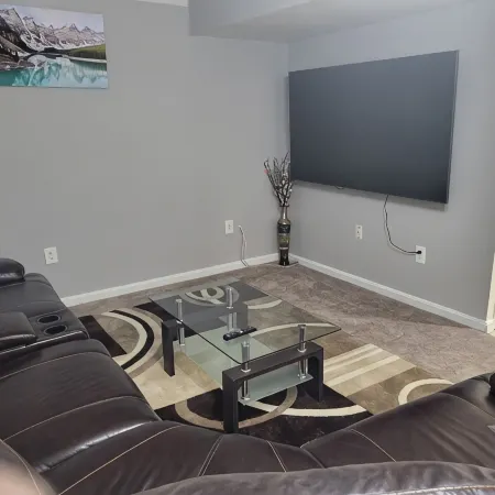Clean, spacious, and Cozy Basement Apartment for a memorable HomeAway experience