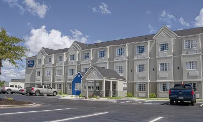 Microtel Inn & Suites by Wyndham Camp Lejeune/Jacksonville Các khách sạn ở 