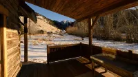 Cozy, Rustic Cabins near Chico Hot Springs & only 35 mins to YELLOWSTONE PARK!! - Chalets