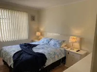 Aggies is a 2 bedroom cottage in a semi rural part of Goolwa. Close to the river - 3-Star