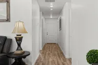 Chic 3BR near Wineries, Lake Lowell & C of I - Ideal for Hiking & Relaxing! - Kitchenette