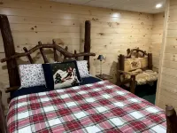 Cozy home in the ADK, amazing location! - 홈스테이