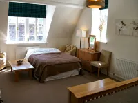 Best views of Loch Ness - Historic Abbey - Short-break and Last Minute Discounts - Wifi