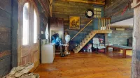 Rustic Vermont Barn Home Near Jay Peak w/Pizza Oven - Wifi