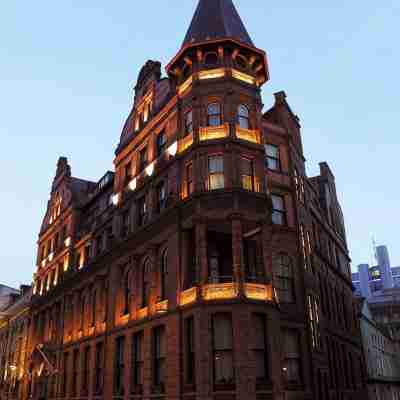 Quebecs Hotel Exterior