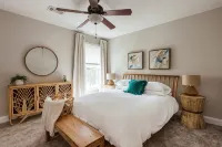 Spacious 4Br Home I 5 Min to Downtown Athens I Sleeps 8+ - 4 ดาว