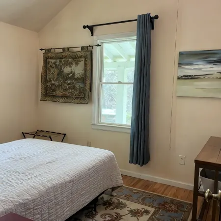 The Lehigh Cottage - Pocono Mountains get-away with gorgeous private waterfall!