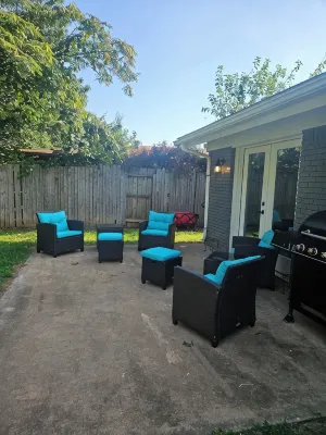Spacious 4-bdr house in charming Del City with AC, WiFi and 9 min of Tinker AFB - 무료 와이파이
