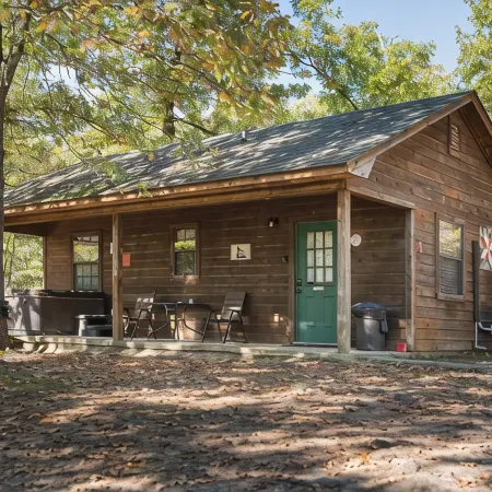Rustic Coyote Ridge Cabin with a Hot Tub