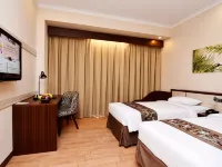 Angkasa Garden Hotel Hotels near Siak River