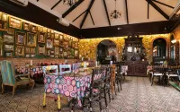 Nonies Huis Cibubur - Pensions