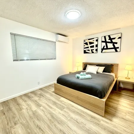 Charming House in Old Town Fullerton near Disney & Knott’s!!