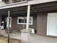 Garden House, Unit B - Apartments