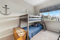ISLAND OASIS - Immaculate & Newer 3BR/3BA home + GAME ROOM. Ice Fishing/Skiing++ - 4-Star