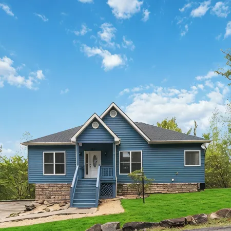 Welcome to Villa Bleu at Lake Cumberland – Your Perfect Lakeside Retreat!