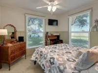 Super Cute Coastal Bend Cottage! Book Your 2026 Summer Vacay Soon! Hotels in Fulton